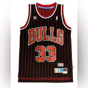 Men’s Adidas Hardwood Classic Scottie Pippen Jersey Size M
